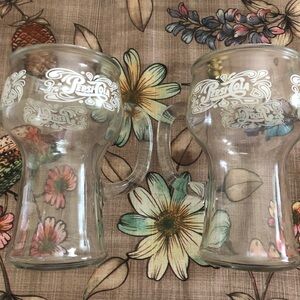 Set of 2 vintage fountain Pepsi-Cola clear glass mugs with handles